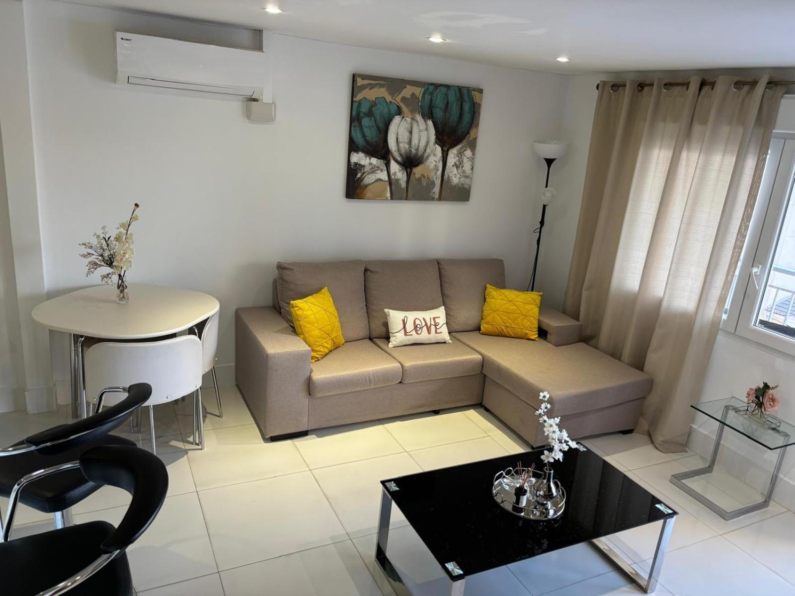 Apartmento De 3 Habitaciones Con Vistas Al Mar Playa de Gandia Exterior photo